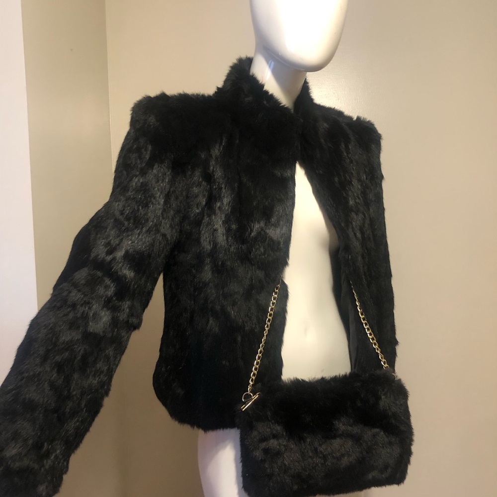Black Teddy Jacket with Plush Fur and Classic Design
